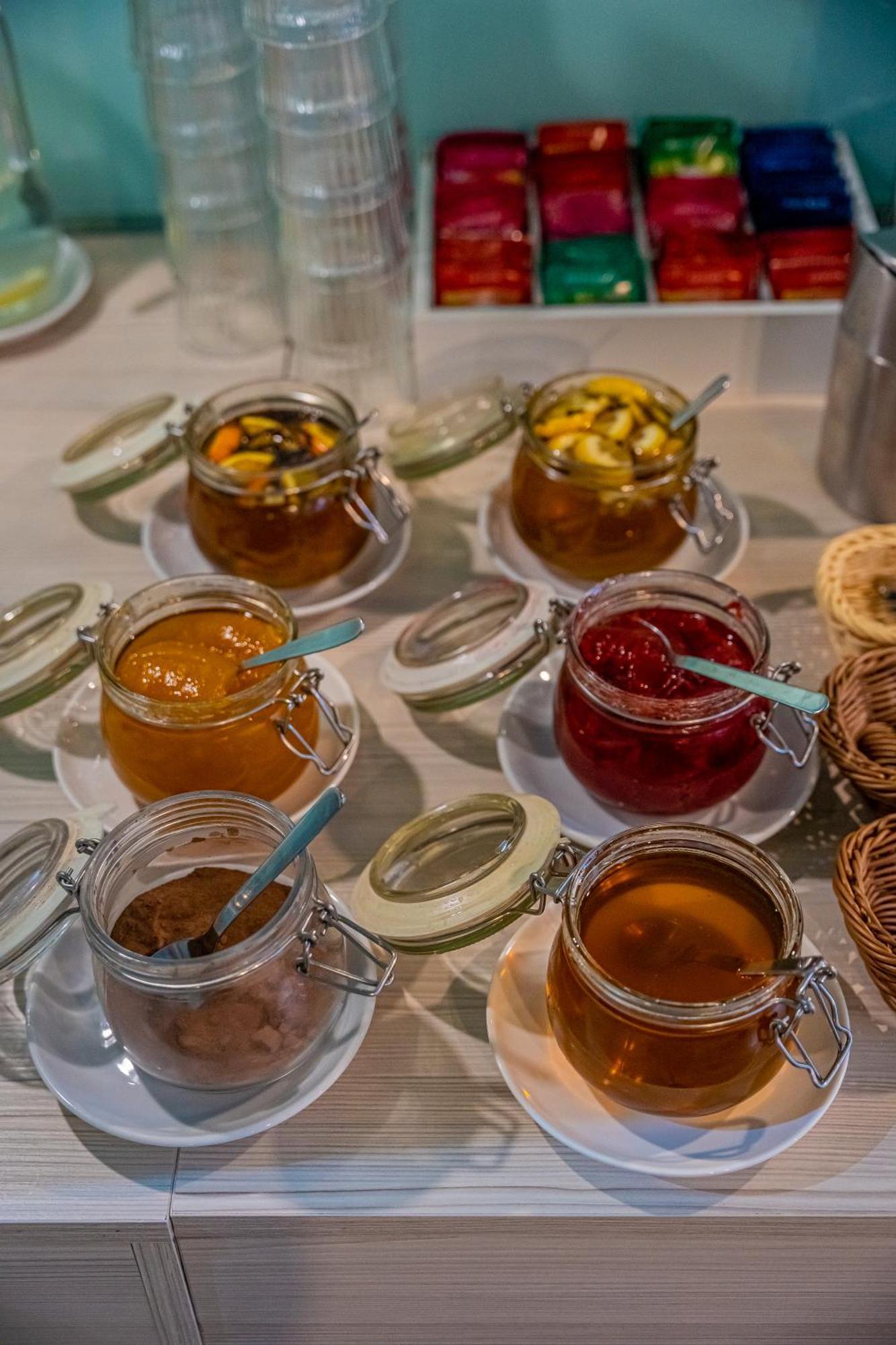马佐维耶茨基酒店 罗兹 外观 照片